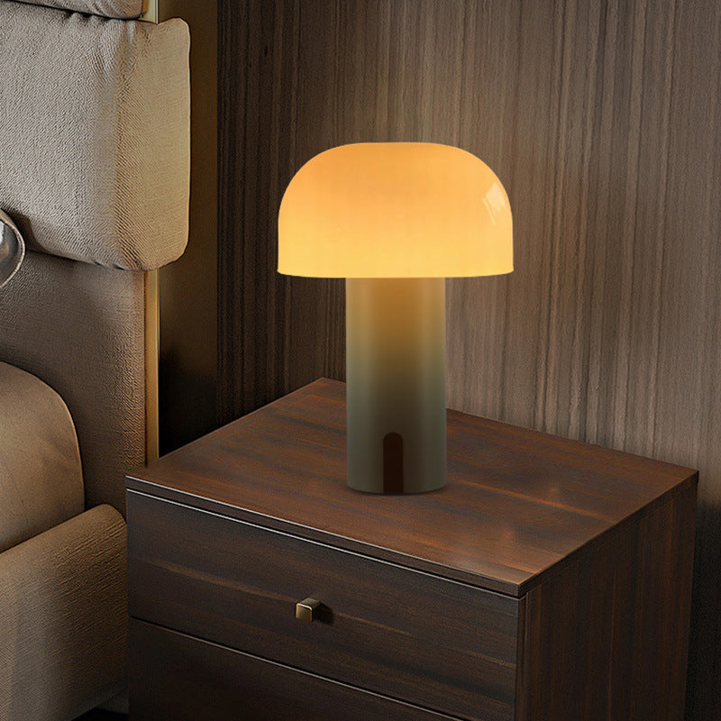 Elegant Mushroom-Shaped Table Lamp with European Design